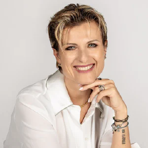 Foto di /speakers/laura-zanerini.jpg